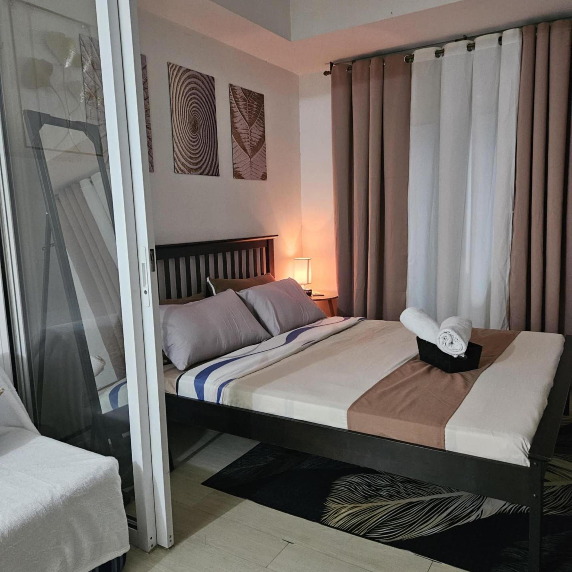 Azure Urban Resort Staycation Manila Zewnętrze zdjęcie