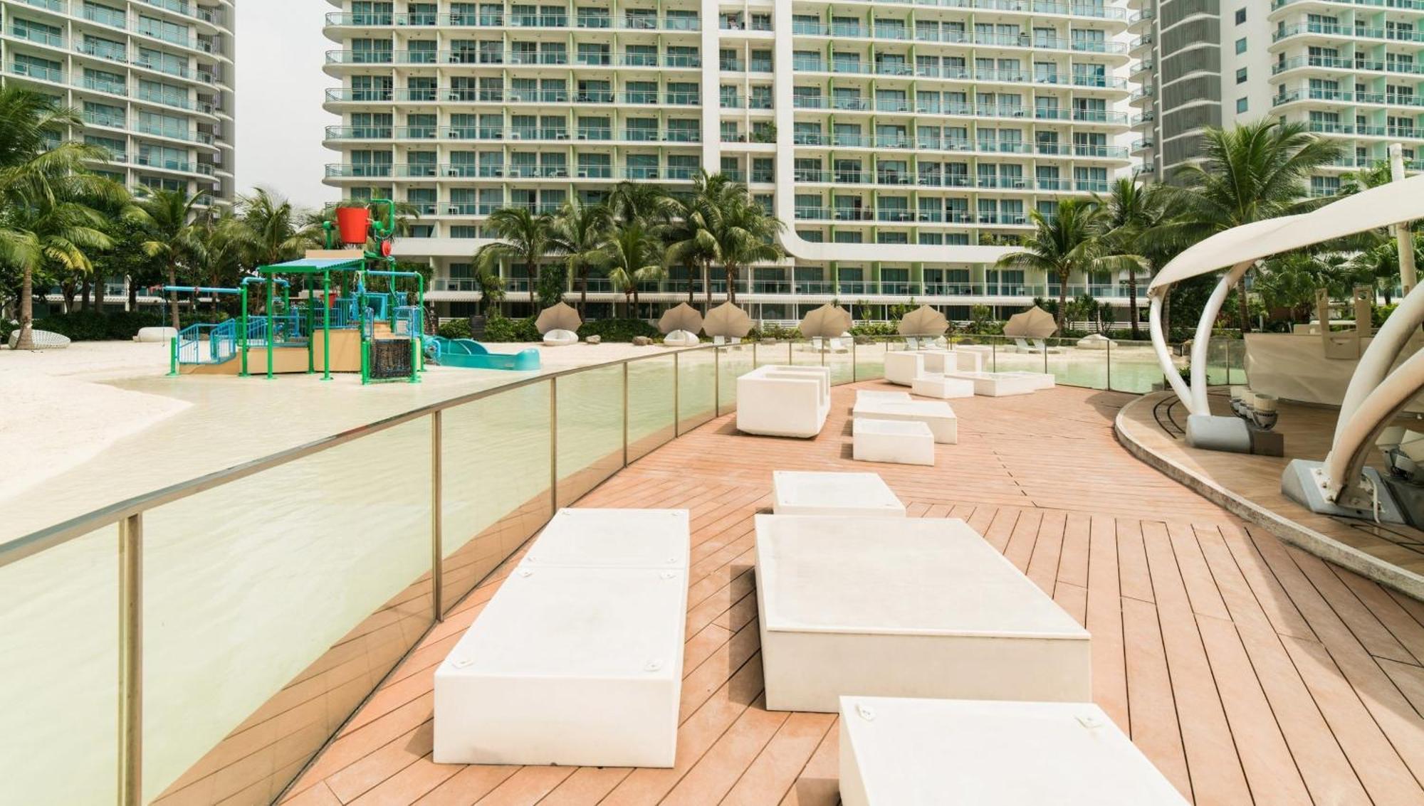 Azure Urban Resort Staycation Manila Zewnętrze zdjęcie